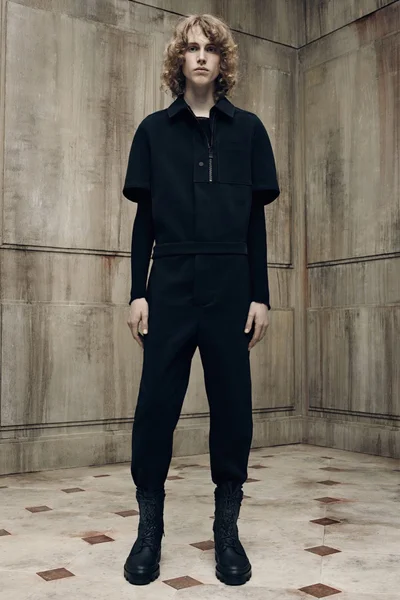 Look 17